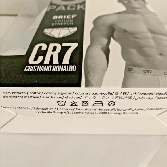 NEW Size XL Cristiano Ronaldo CR7 Underwear Collection 3 Pack White Briefs - Picture 7 of 7